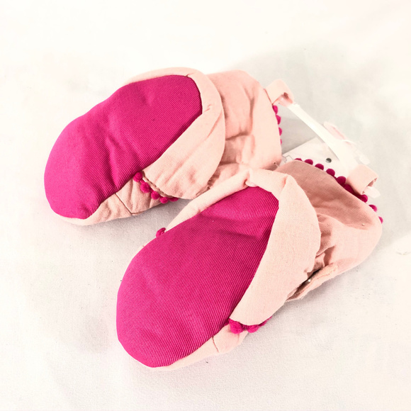 Cat & Jack Baby Girls Kitty Poms Ears Booties 3-6M - Picture 3 of 3